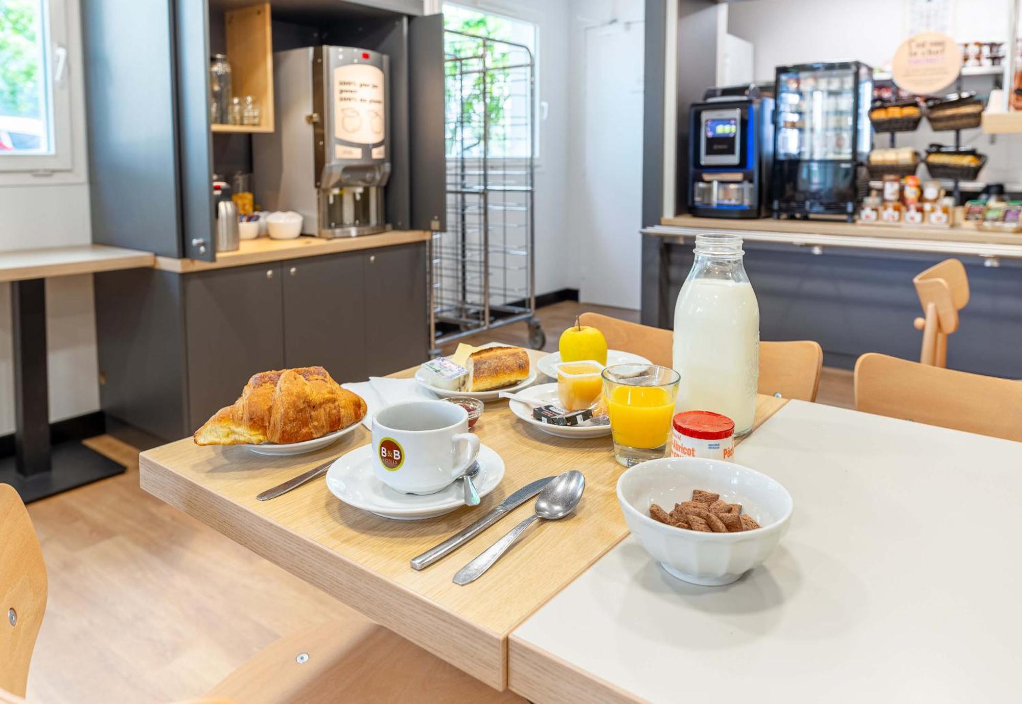 B&B Hotel Nantes Aeroport Bouguenais Ngoại thất bức ảnh